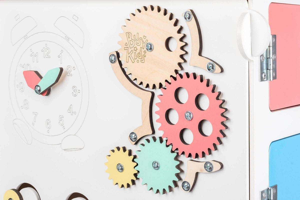 Busy House Weiss - Activity Board Montessori® by Busy Kids® - Montessori.store