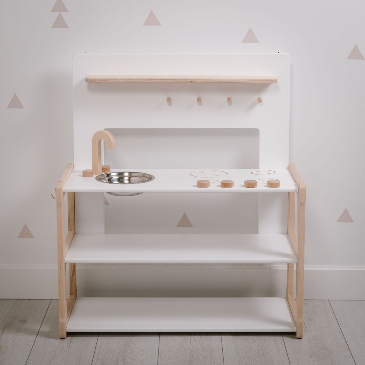 Toy kitchen - Montessori®