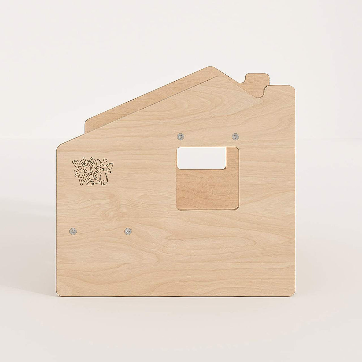 Montessori-Tritthocker aus lackiertem Birkensperrholz mit sicherem, kinderfreundlichem Design.