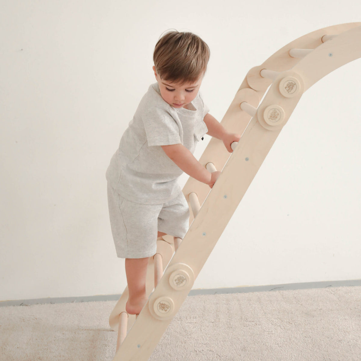 Estrutura de trepar Maxi para crianças (conjunto L com baloiço) sem revestimento