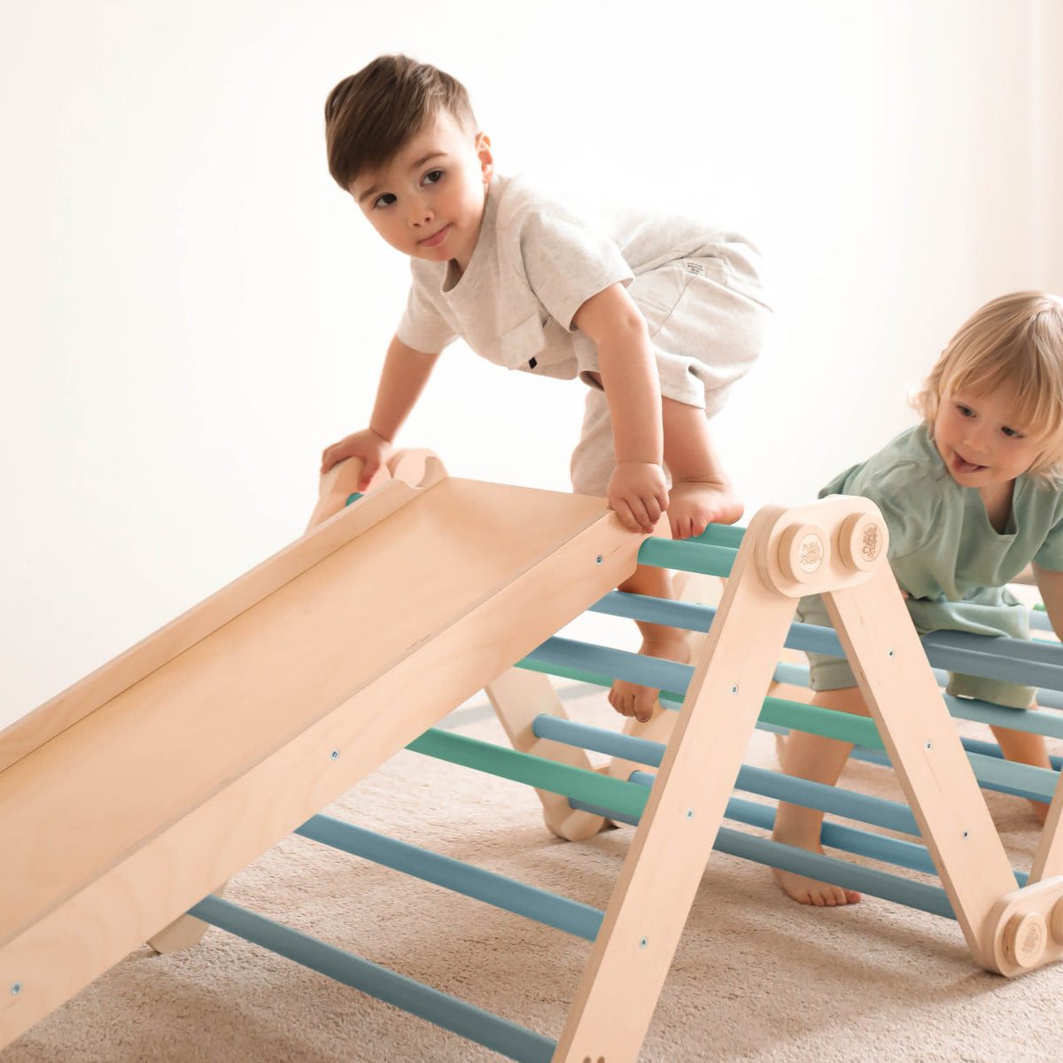 Flexi climbing frame for children (set M with slide) mint